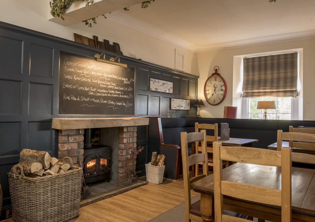 Hotel Buccleuch Arms St Boswells Zewnętrze zdjęcie